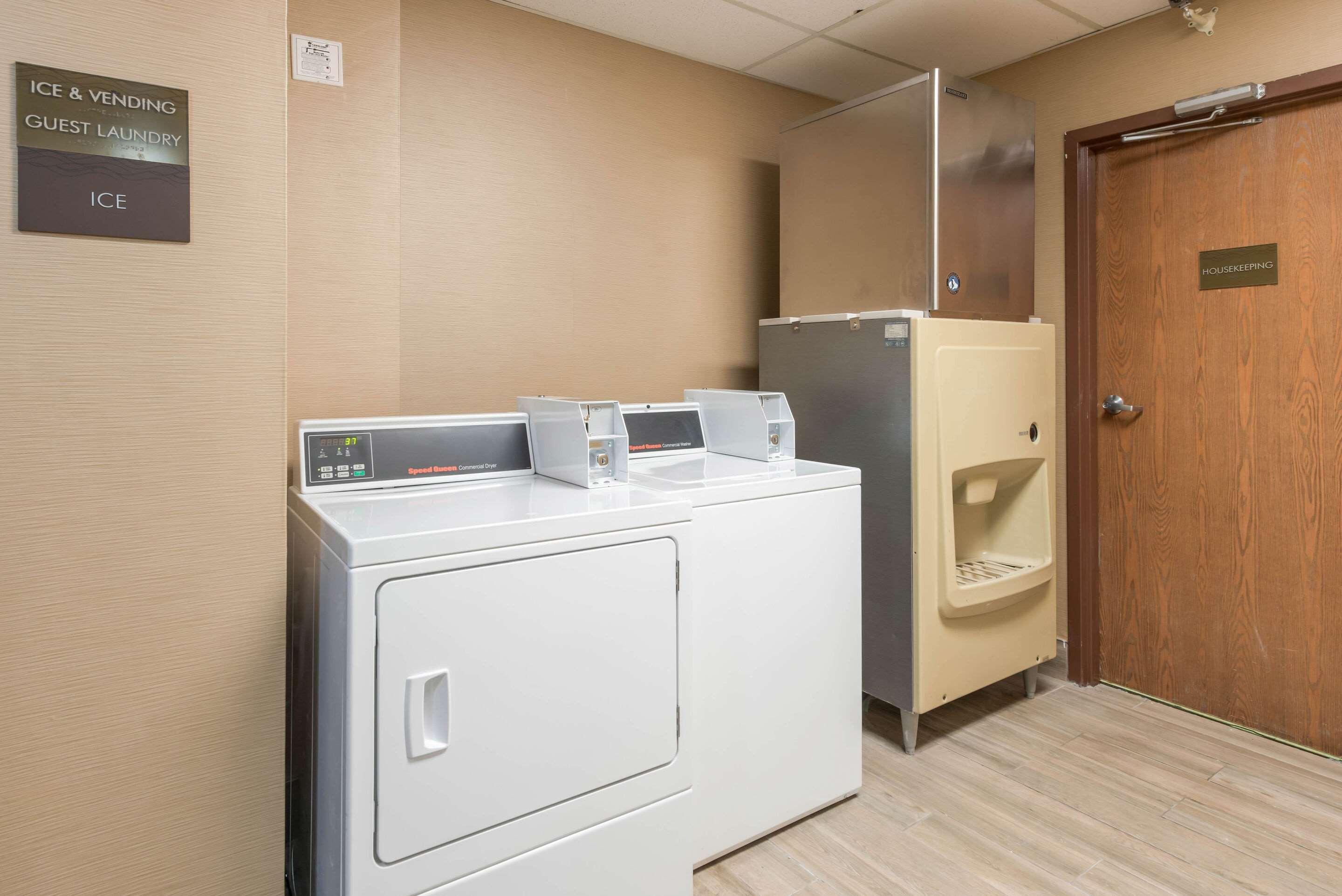 Comfort Inn Grove City - Columbus South Экстерьер фото